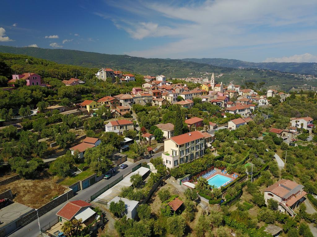Residence Elvira Диано-Марина Экстерьер фото